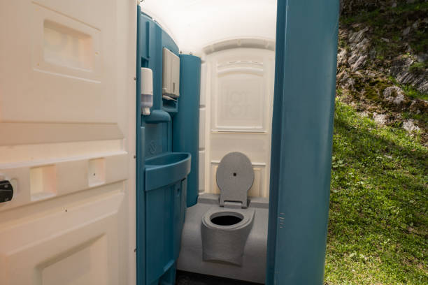 Best Portable toilet rental cost  in Edburgh, IN