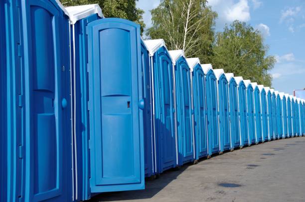 Portable Toilet Options We Offer in Edinburgh, IN